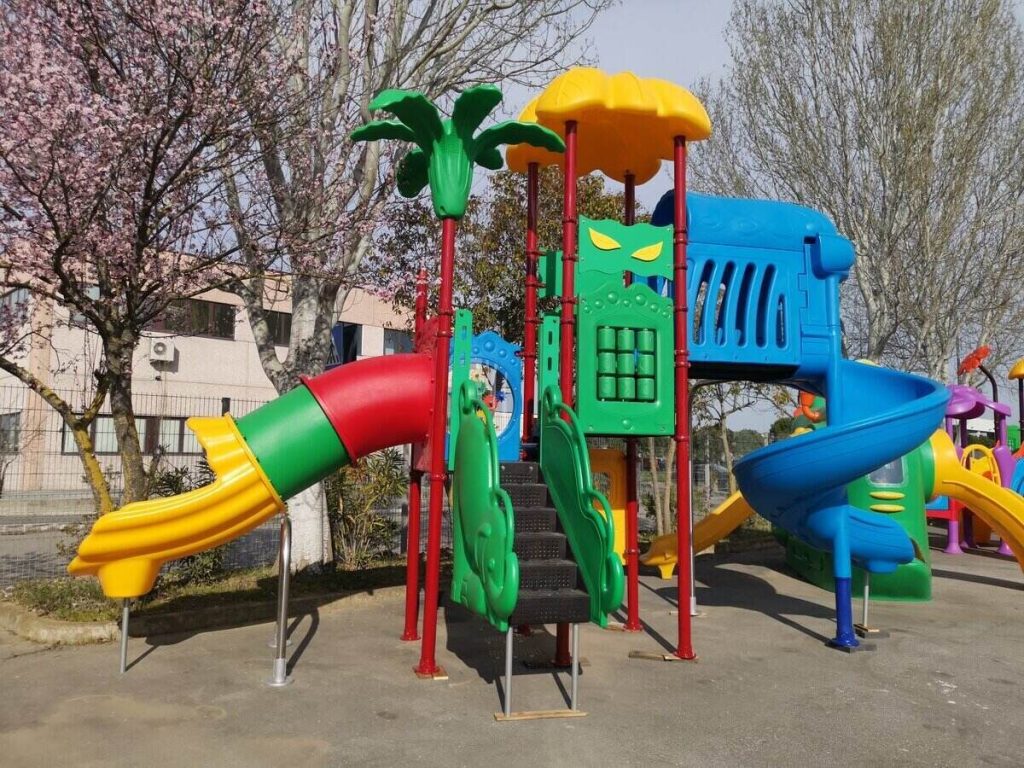 playground per esterni fantacastello aladino compact f1 ristoranti