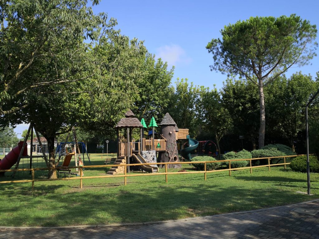 playground per esterni magic forest 415 f6 parchi pubblici