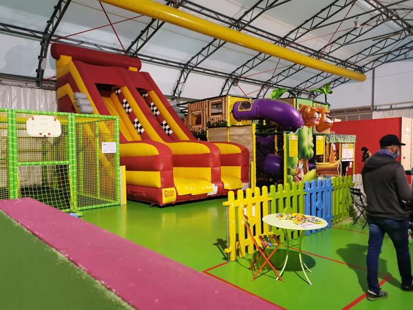 area giochi indoor family center torino 2