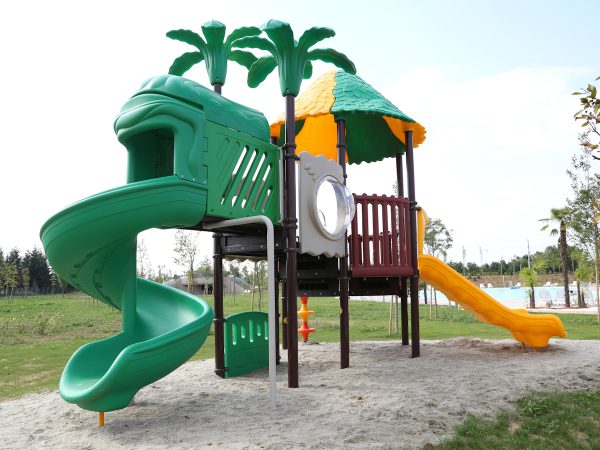 parco giochi esterno family resort ungheria 2