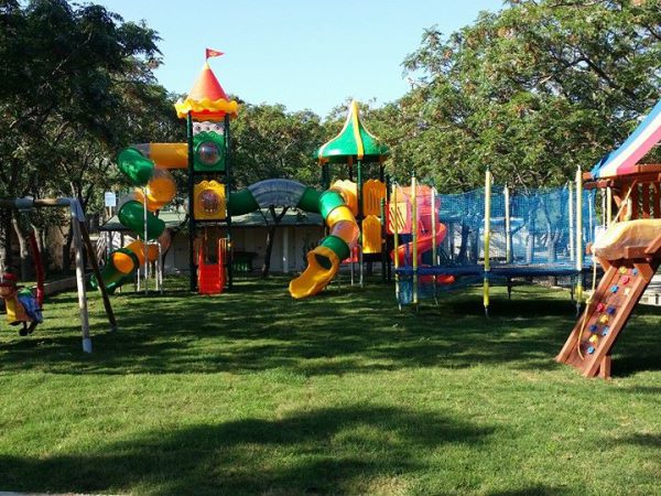 parco giochi esterno villaggio capo rizzuto 1