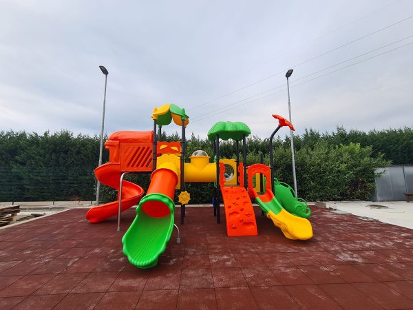 parco giochi playground area di servizio 1