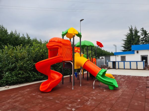 parco-giochi-playground-area-di-servizio-2