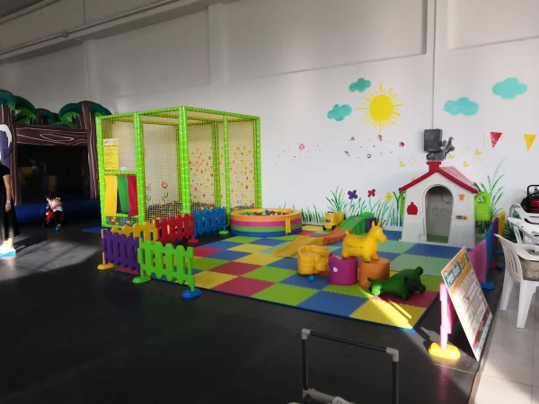 realizzazione area giochi indoor bertinoro f3 area giochi al chiuso