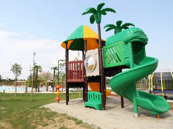 realizzazione hotel resort ungheria f4 parco giochi bambini