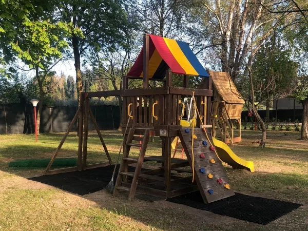 realizzazione parco giochi cesena f1 area giochi outdoor