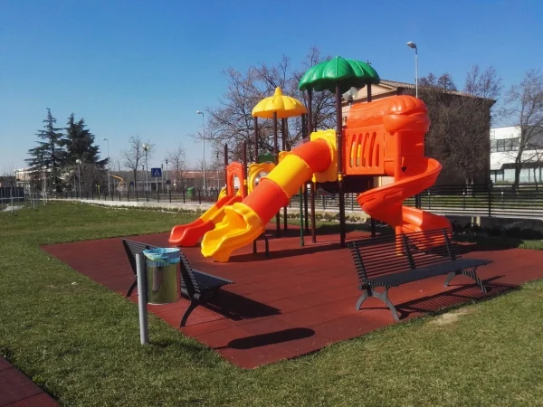 realizzazione parco pubblico e scuola fiorano modenese f3 parco giochi per esterni