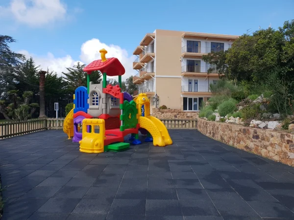 realizzazione villaggio e campeggio spagna f2 parco giochi bambino