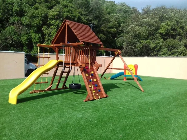 realizzazione villaggio e campeggio th resort f7 parco giochi bambini