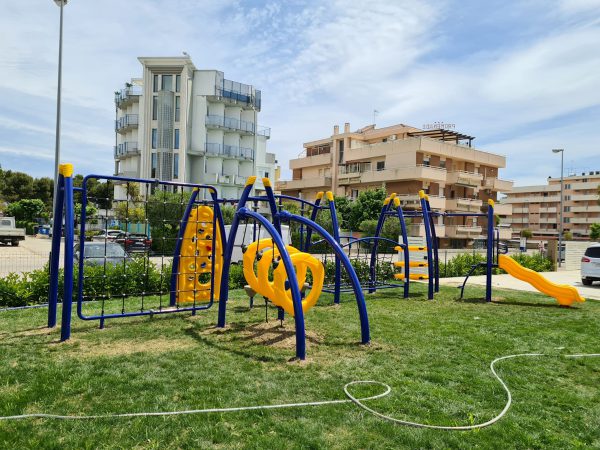 struttura arrampicata esterno family hotel giulianova 2