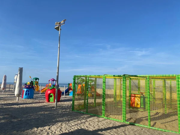 realizzazione villaggio e campeggio giulianova f2 parco giochi bambini