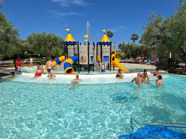 realizzazioni villaggio turistico marina di camerota f3 giochi per piscine