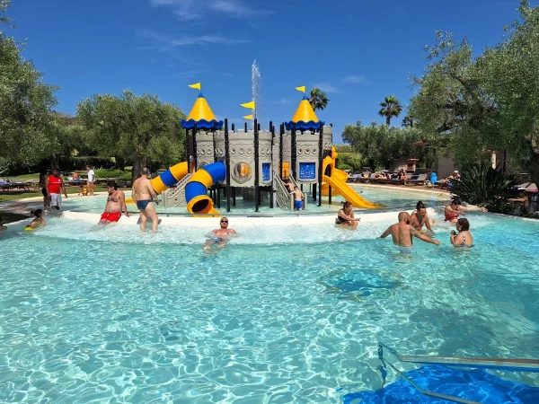 realizzazioni villaggio turistico marina di camerota f3 scivoli per piscine