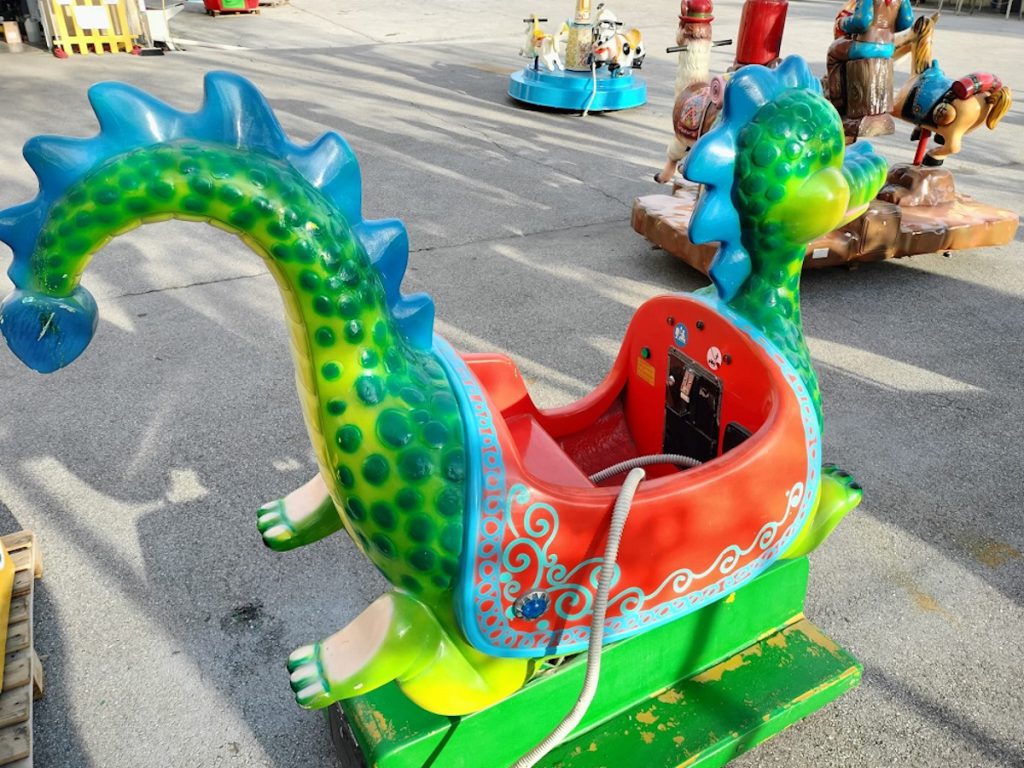 soggetto a dondolo kiddie ride f3 offerta usato