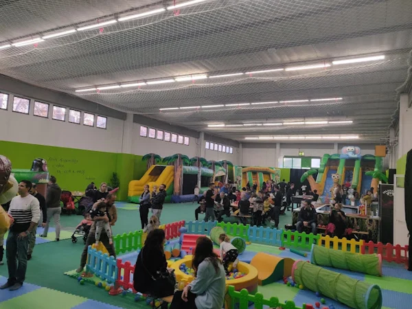 realizzazione area giochi indoor lugano f4 area giochi al chiuso