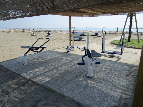 realizzazione stabilimento balneare chioggia f4 attrezzi fitness palestra per esterni