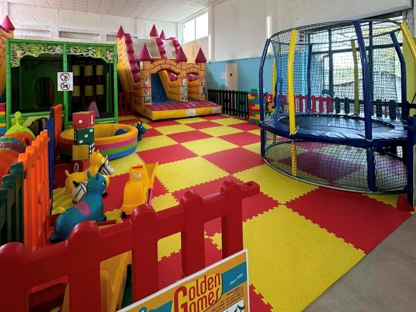 realizzazione area giochi indoor viareggio f2 parco giochi al coperto