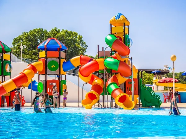 realizzazione piscina cesenatico f2 parco acquatico