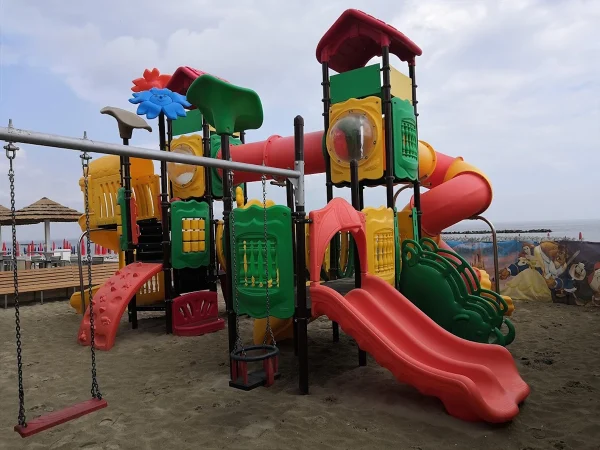 realizzazione stabilimento balneare lido degli scacchi f3 parco giochi per esterni